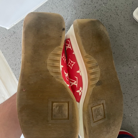 Shoes LV SUPREME SNEAKERS - Picture 3 of 7